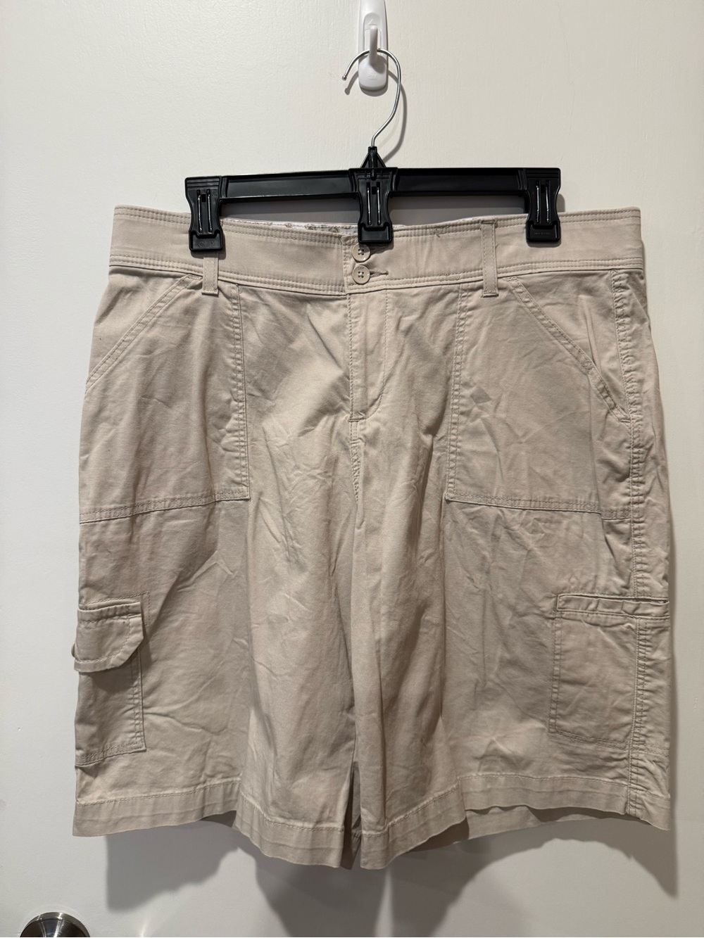 Lee sinfully soft Beige Cargo Shorts Size 12
